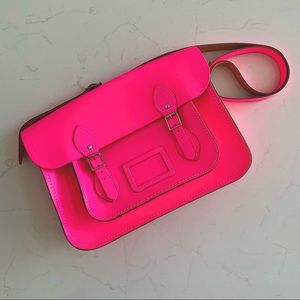 The Cambridge Satchel Company 🇬🇧 The 13 Inch Satchel Fluorescent Pink